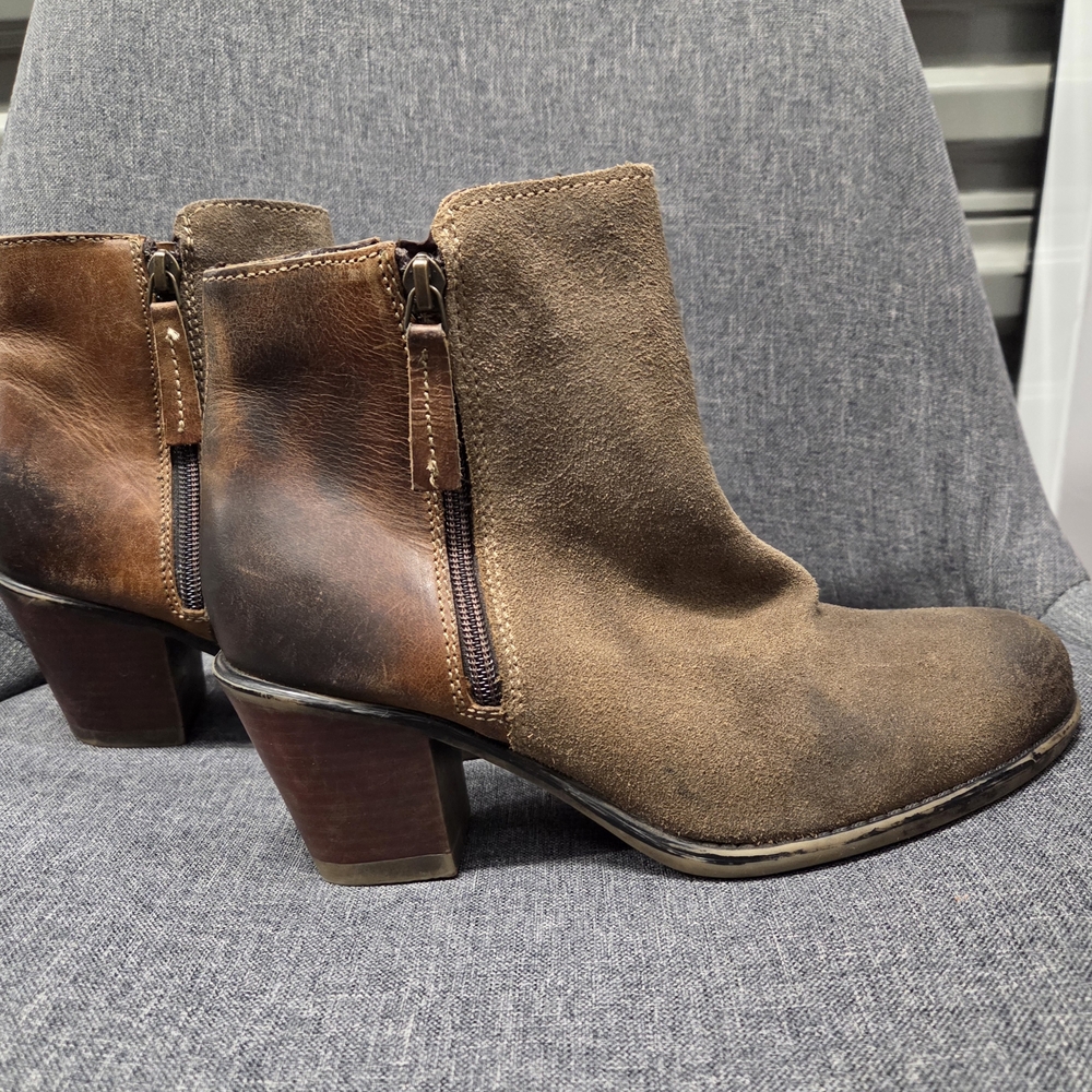 Roan by Bed Stu Lina Suede Ankle Boot